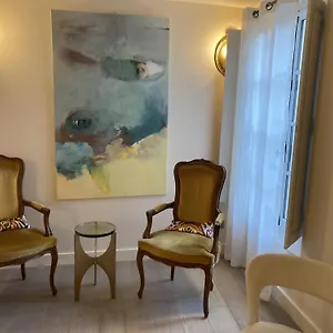 La Maison Des Augustins 4 Stars Et Fitness Отель типа 
