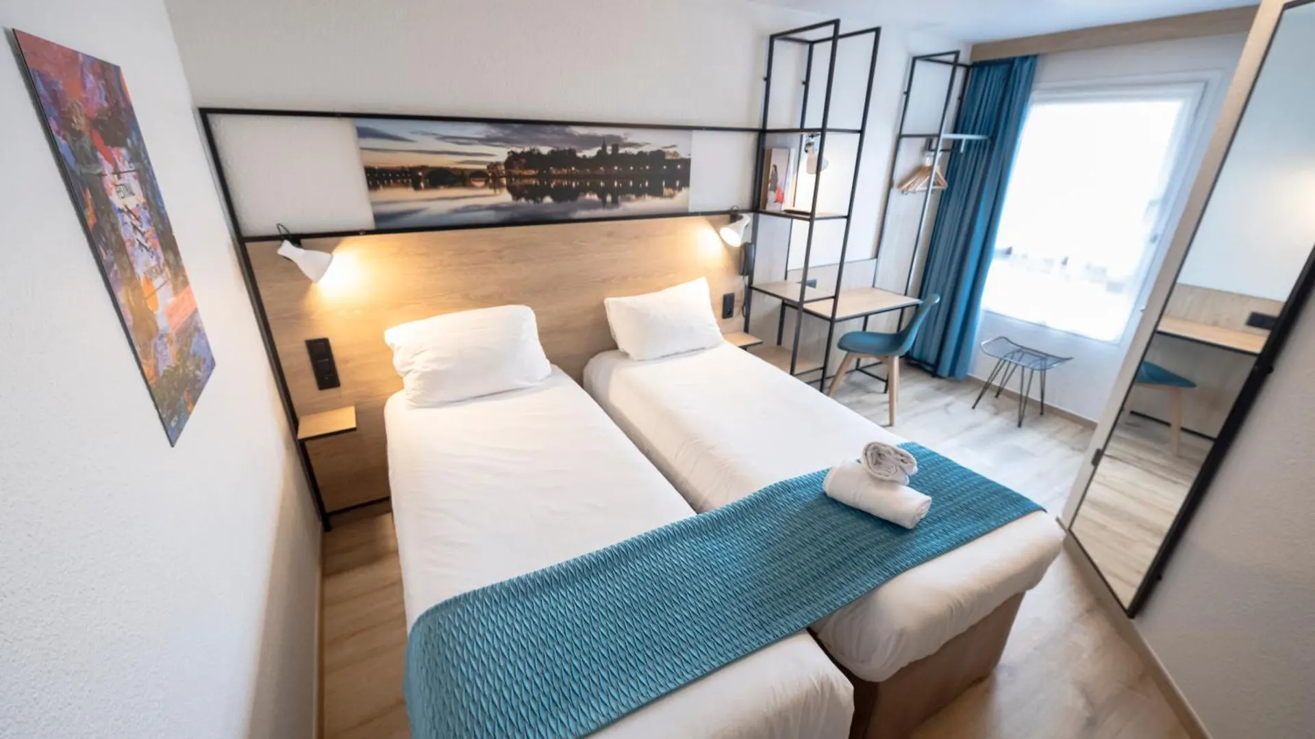 Hotel ibis Avignon Centre Pont De L'Europe