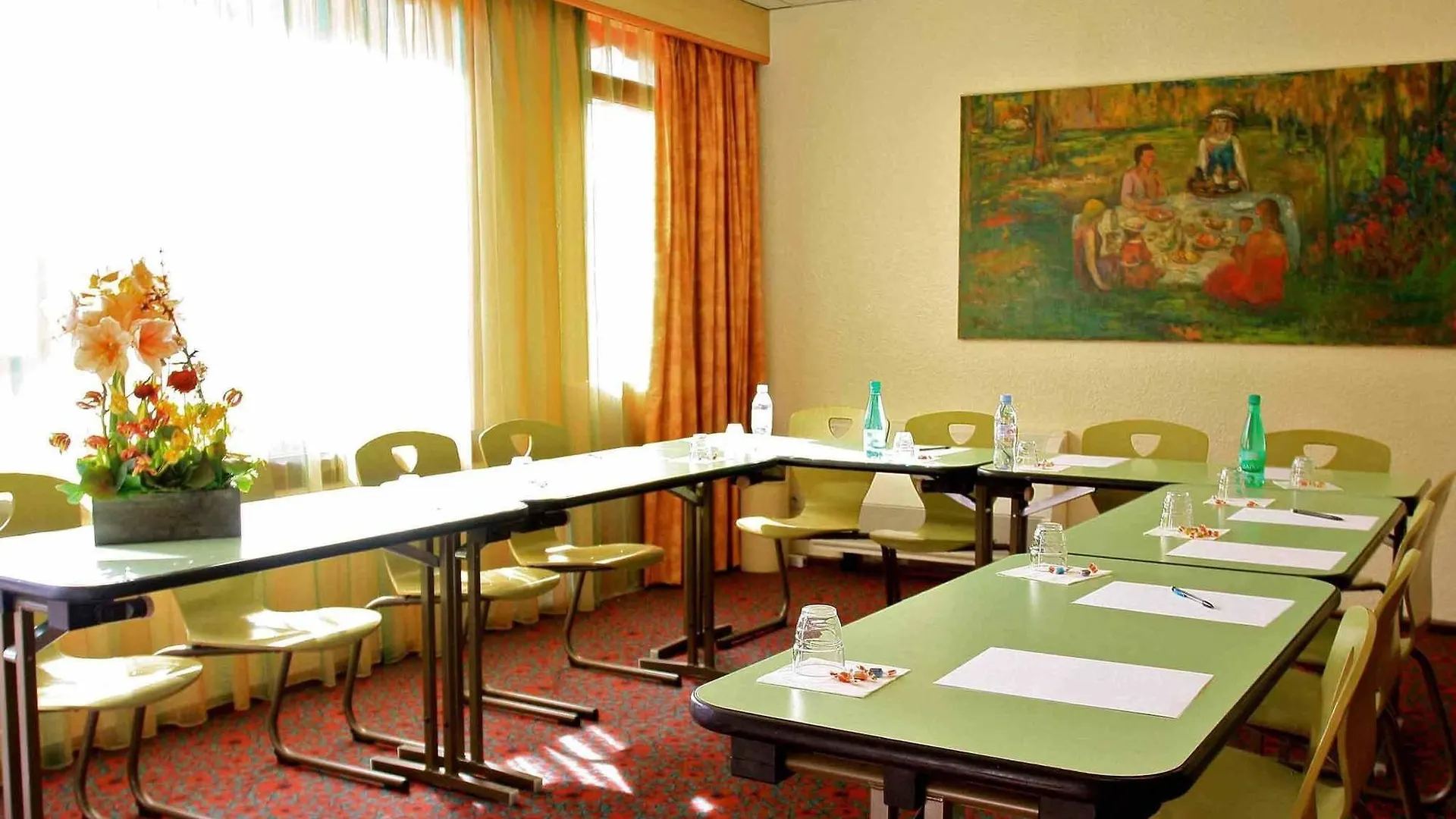 Hotel ibis Avignon Centre Pont De L'Europe