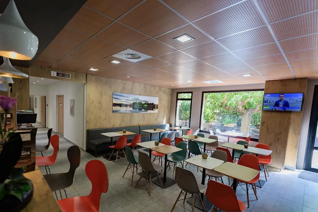 ***  Hotel Ibis Avignon Centre Pont De L'Europe Francia