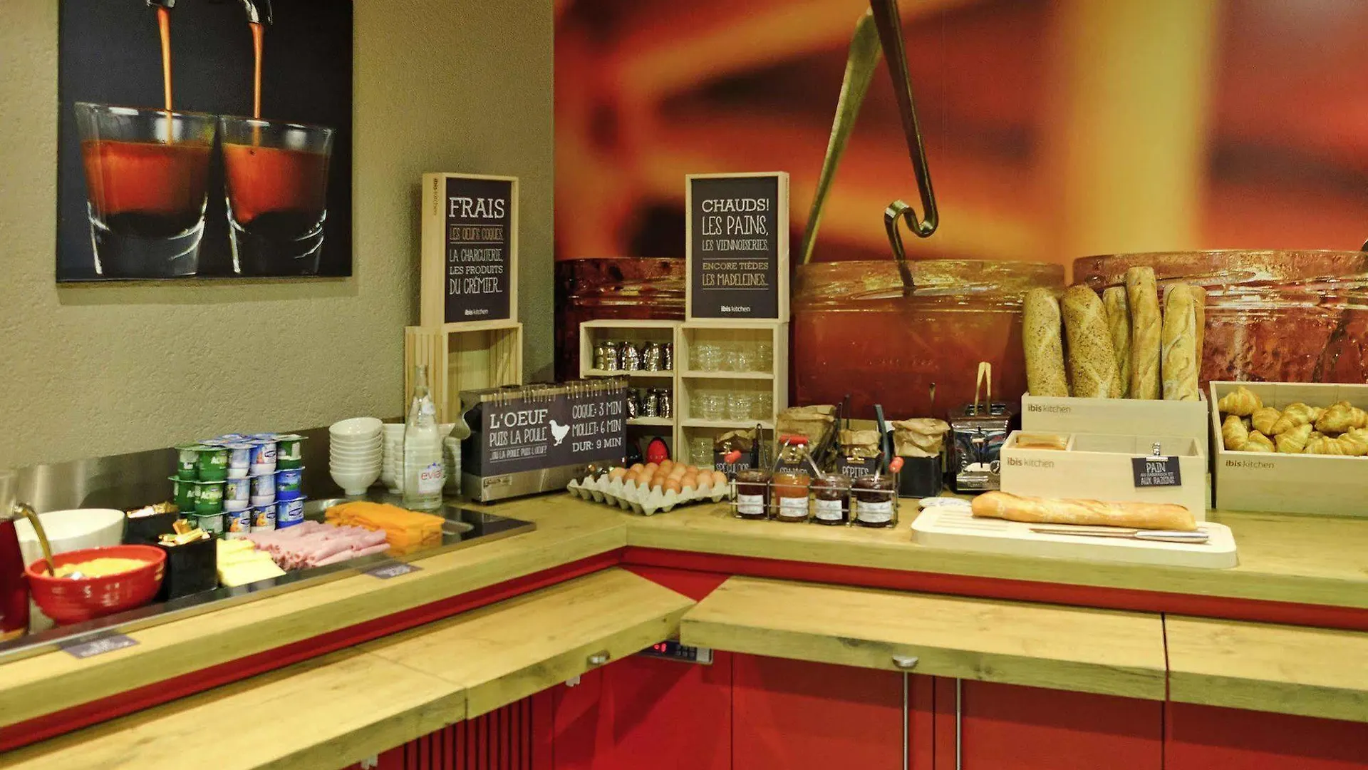 Hotel Ibis Avignon Centre Pont De L'Europe 3*,  Francia
