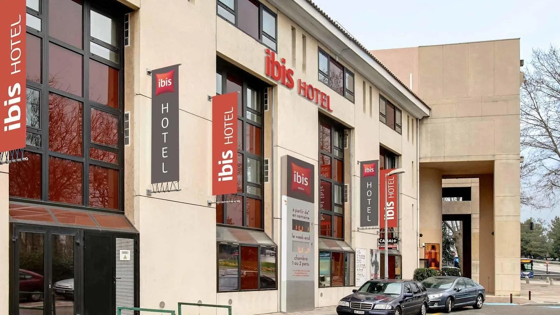 Hotel Ibis Avignon Centre Pont De L'Europe